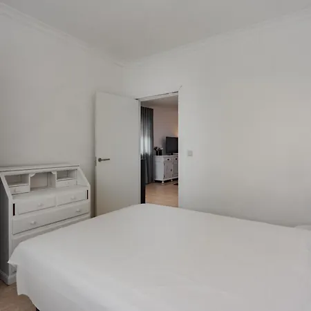 Charming House In Vakantiehuis Lavra